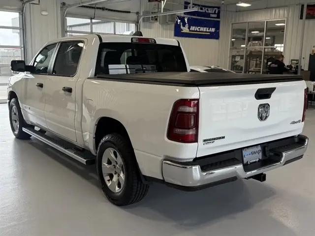 2024 Ram 1500 Big Horn Crew Cab 4x4 5'7" Box
