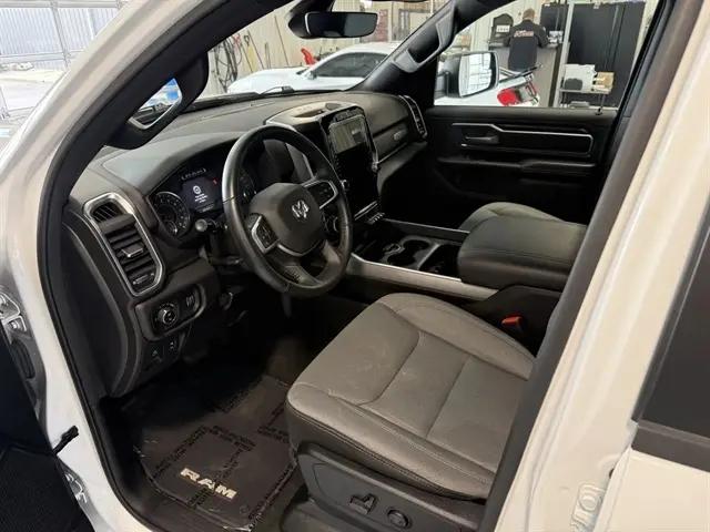 2024 Ram 1500 Big Horn Crew Cab 4x4 5'7" Box