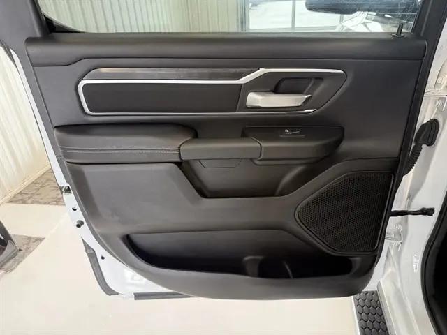 2024 Ram 1500 Big Horn Crew Cab 4x4 5'7" Box