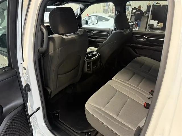 2024 Ram 1500 Big Horn Crew Cab 4x4 5'7" Box