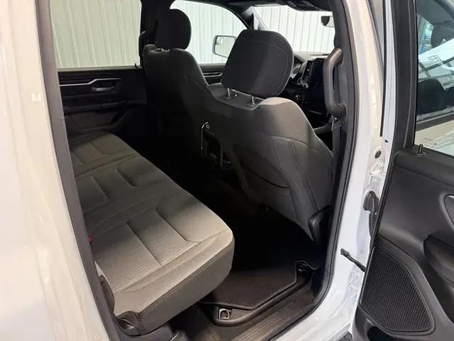 2024 Ram 1500 Big Horn Crew Cab 4x4 5'7" Box