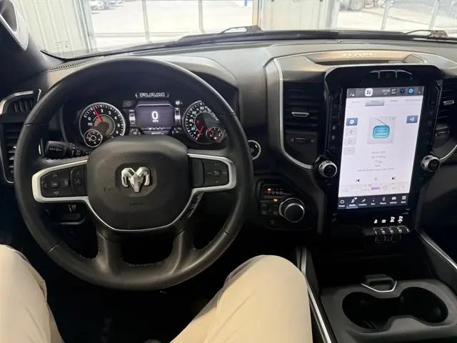 2024 Ram 1500 Big Horn Crew Cab 4x4 5'7" Box