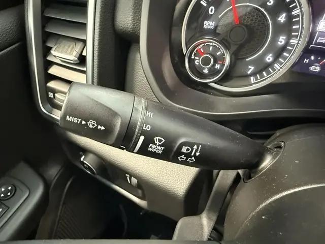 2024 Ram 1500 Big Horn Crew Cab 4x4 5'7" Box