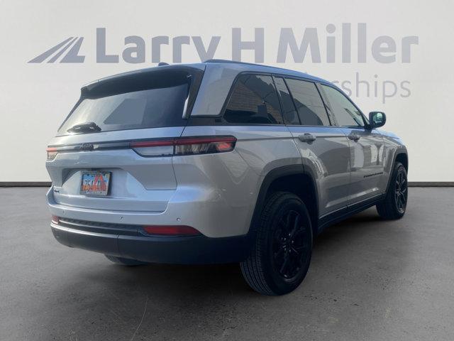 2025 Jeep Grand Cherokee Altitude X 4x4