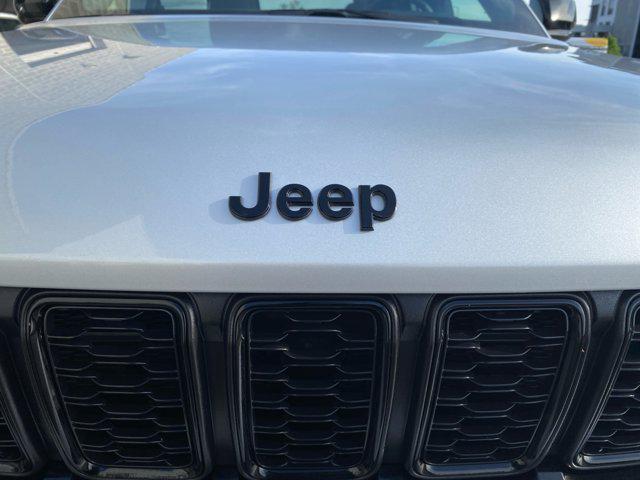 2025 Jeep Grand Cherokee Altitude X 4x4