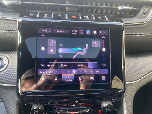 2025 Jeep Grand Cherokee Altitude X 4x4