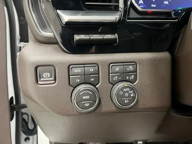 2026 Chevrolet Silverado 1500 4WD Crew Cab Short Bed LTZ