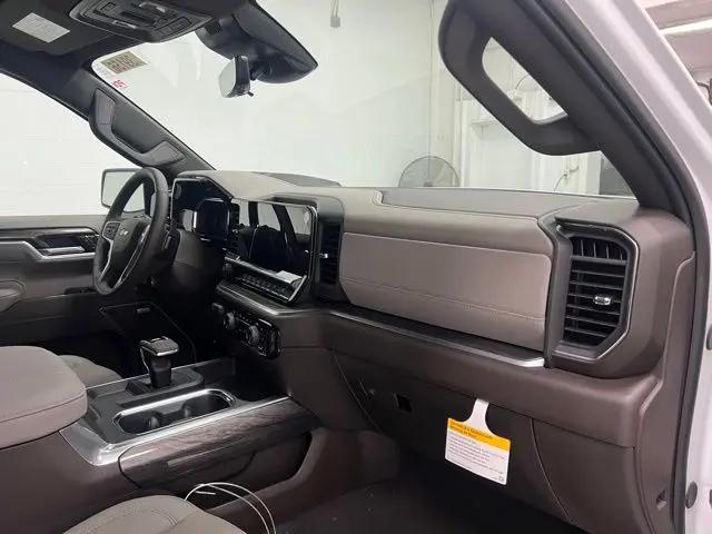 2026 Chevrolet Silverado 1500 4WD Crew Cab Short Bed LTZ