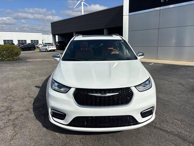 2024 Chrysler Pacifica Pinnacle AWD