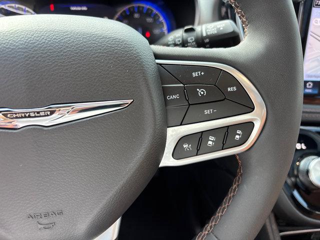 2024 Chrysler Pacifica Pinnacle AWD