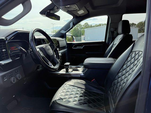 2023 Chevrolet Silverado 1500 4WD Crew Cab Short Bed RST