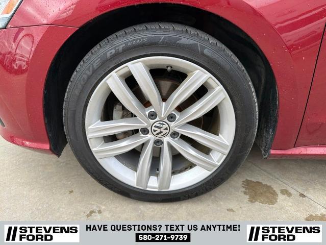 2018 Volkswagen Passat 2.0T SE w/ Technology