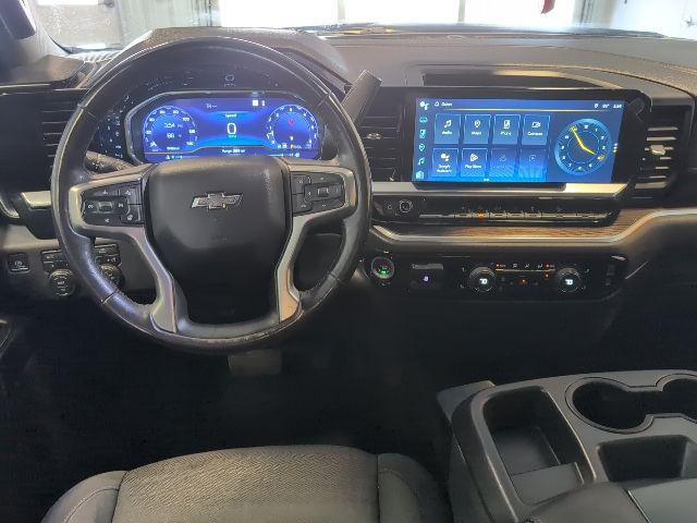 2023 Chevrolet Silverado 1500 4WD Crew Cab Short Bed RST