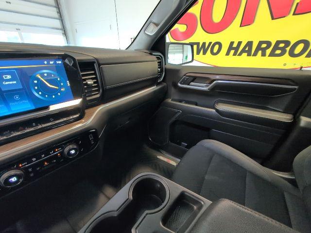 2023 Chevrolet Silverado 1500 4WD Crew Cab Short Bed RST