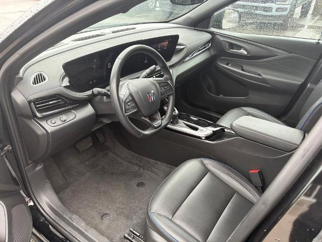 2025 Buick NV Sport Touring FWD
