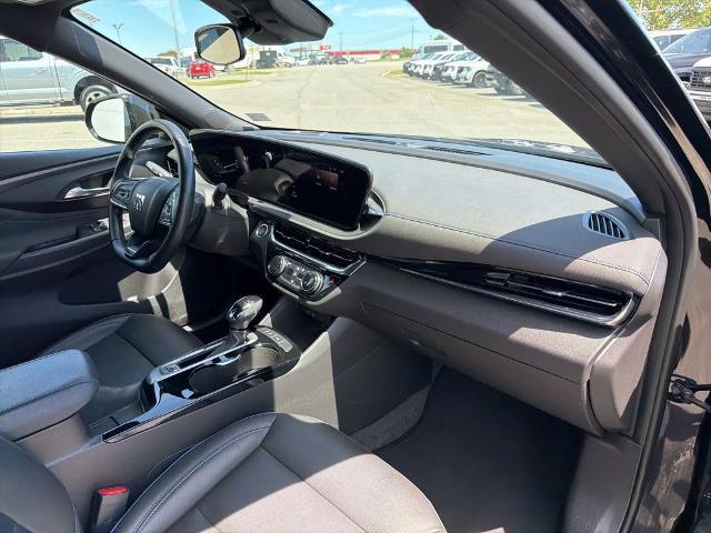 2025 Buick NV Sport Touring FWD