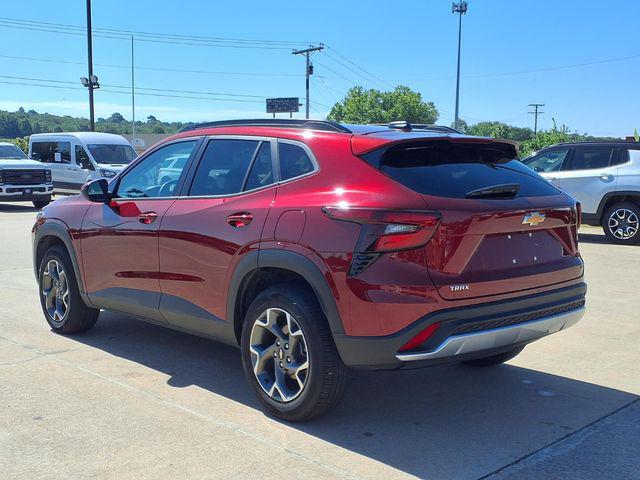 2025 Chevrolet Trax FWD LT