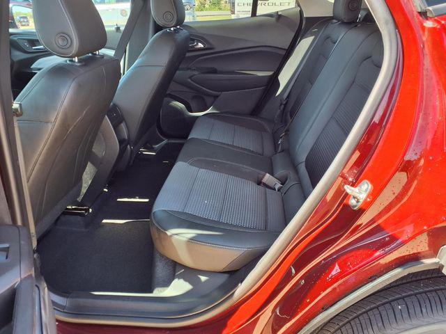 2025 Chevrolet Trax FWD LT
