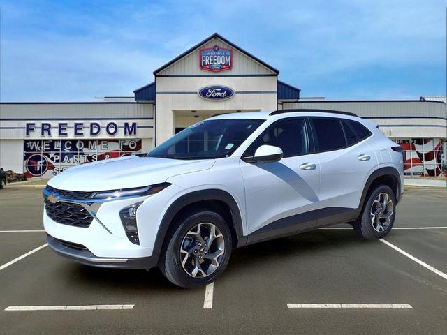 2025 Chevrolet Trax FWD LT