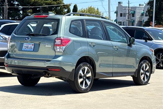 2017 Subaru Forester 2.5i