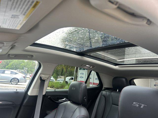 2023 Buick Envision Essence FWD