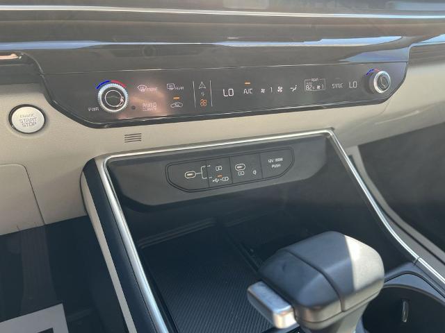 2025 Kia Carnival MPV SX Prestige