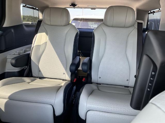 2025 Kia Carnival MPV SX Prestige