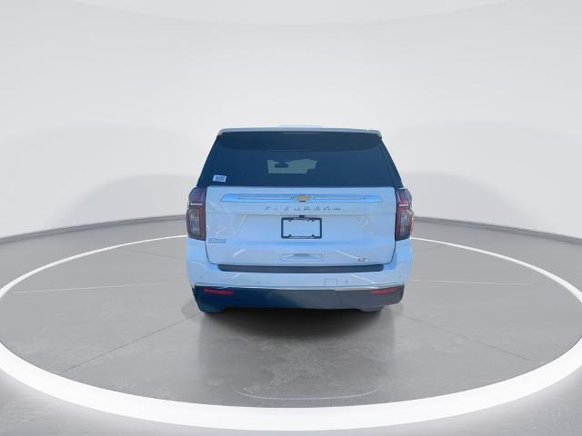 2022 Chevrolet Suburban 4WD LT