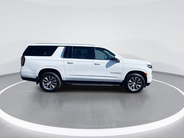 2022 Chevrolet Suburban 4WD LT