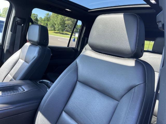 2022 Chevrolet Suburban 4WD LT