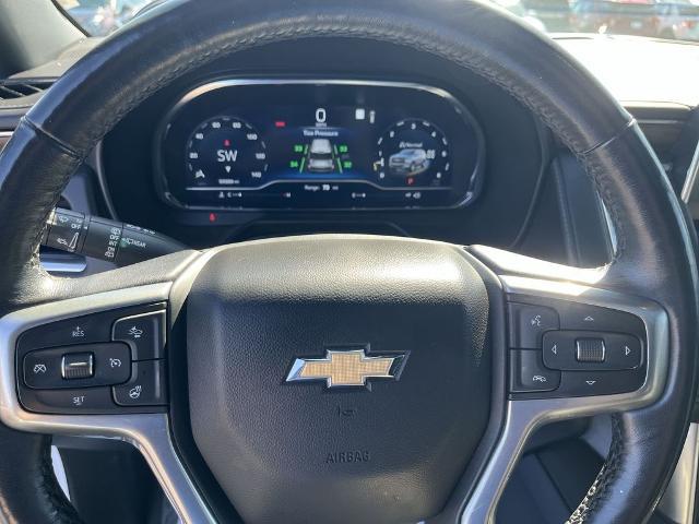 2022 Chevrolet Suburban 4WD LT
