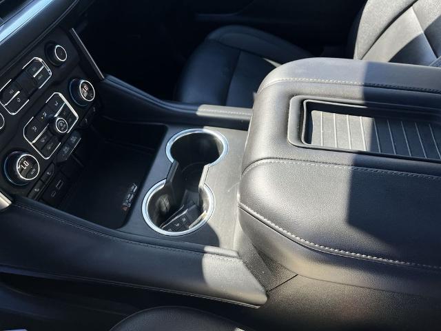 2022 Chevrolet Suburban 4WD LT