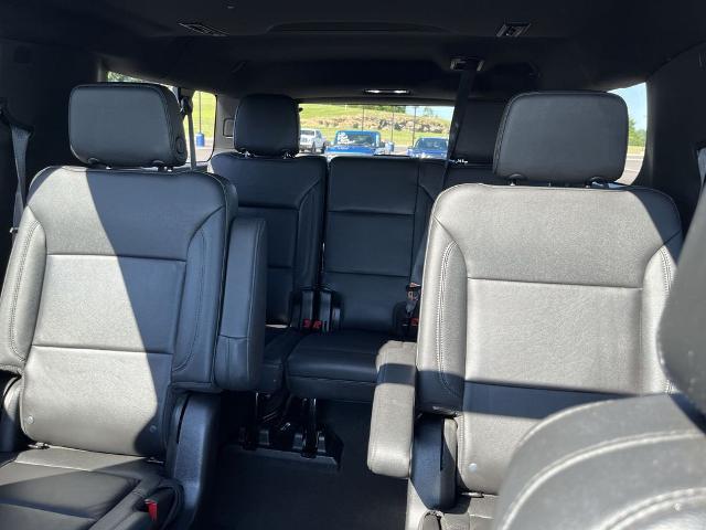 2022 Chevrolet Suburban 4WD LT