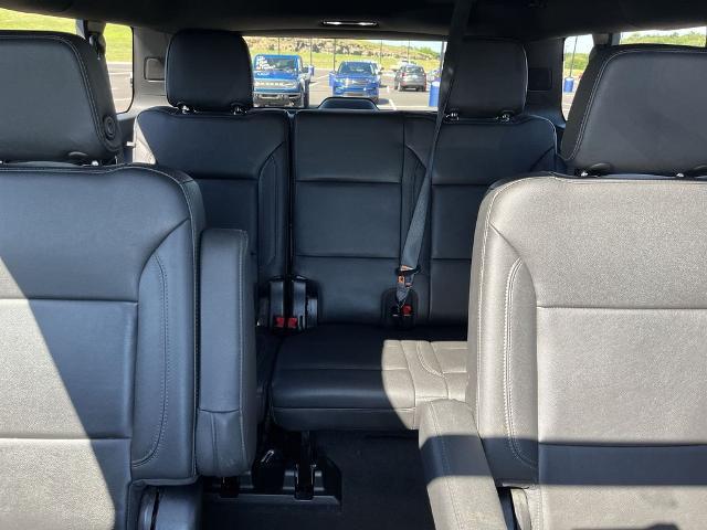 2022 Chevrolet Suburban 4WD LT