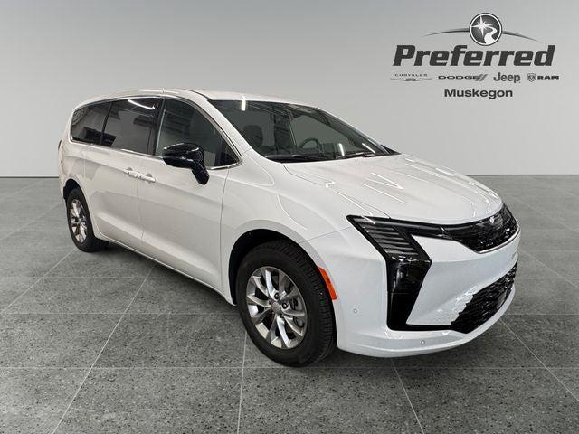 2027 Chrysler Pacifica PACIFICA SELECT AWD