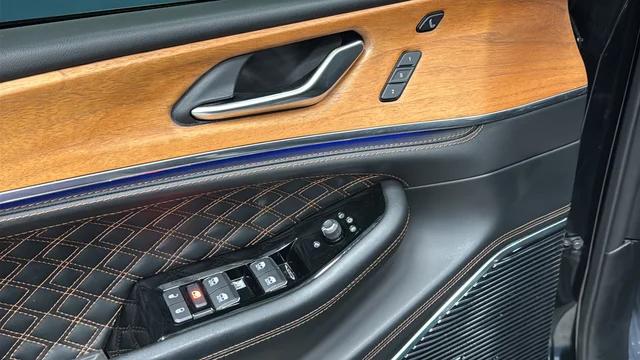 2023 Jeep Grand Cherokee Summit Reserve 4x4
