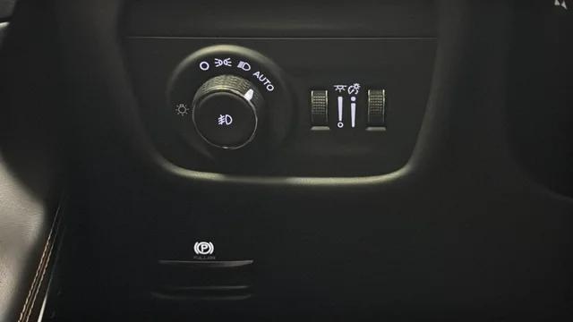 2023 Jeep Grand Cherokee Summit Reserve 4x4