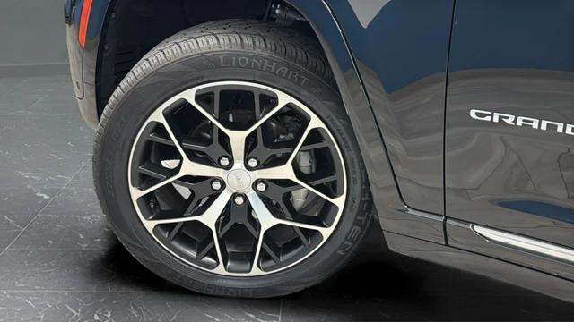 2023 Jeep Grand Cherokee Summit Reserve 4x4