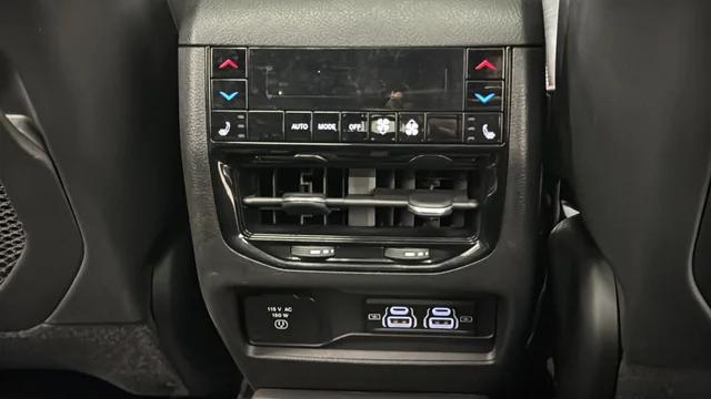 2021 Jeep Grand Cherokee Overland 4x4