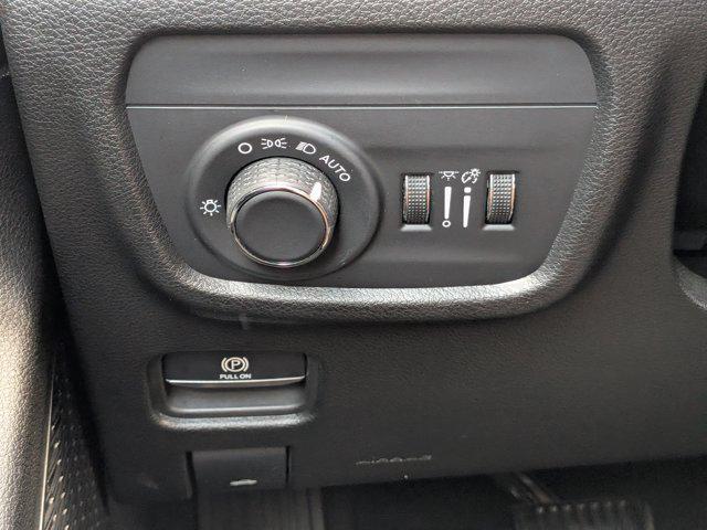 2023 Jeep Grand Cherokee L Altitude 4x4