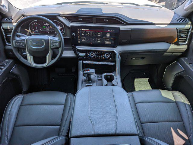 2024 GMC Sierra 1500 4WD Crew Cab Short Box Denali