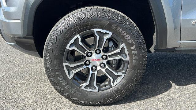2023 GMC Canyon 4WD Crew Cab Short Box AT4