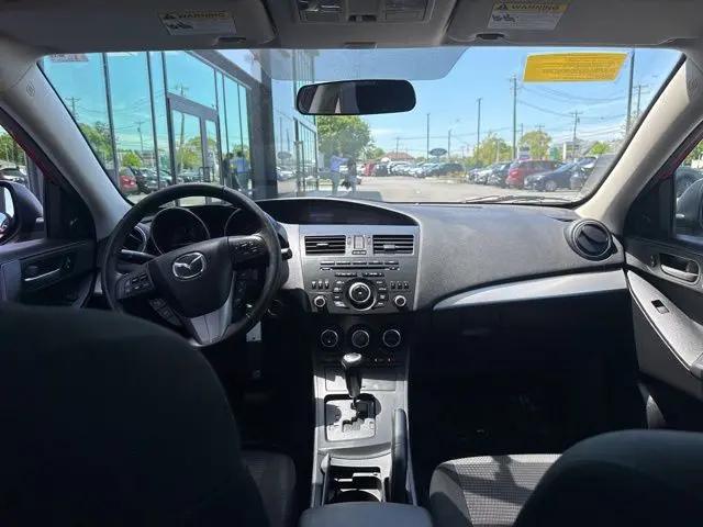 2013 Mazda Mazda3 i Touring