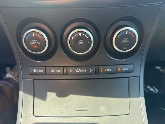 2013 Mazda Mazda3 i Touring