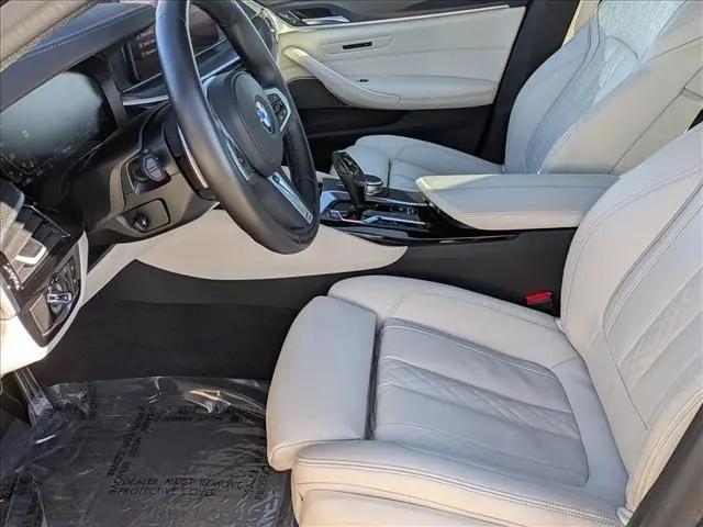 2023 BMW M5 i xDrive