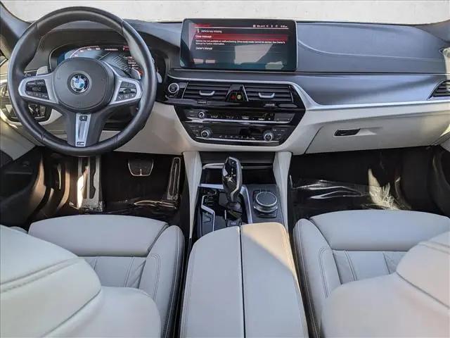 2023 BMW M5 i xDrive