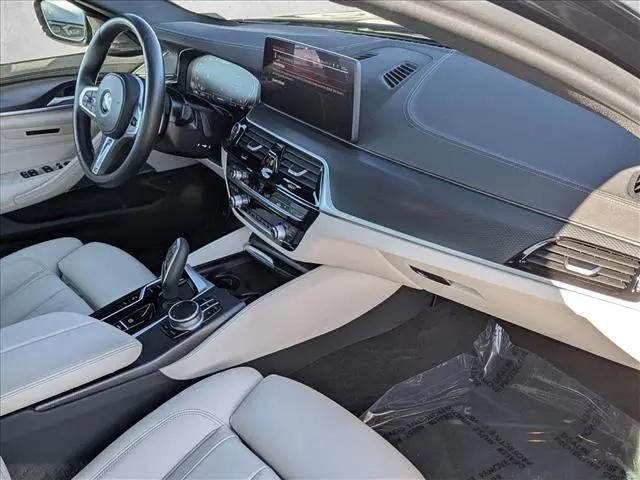 2023 BMW M5 i xDrive
