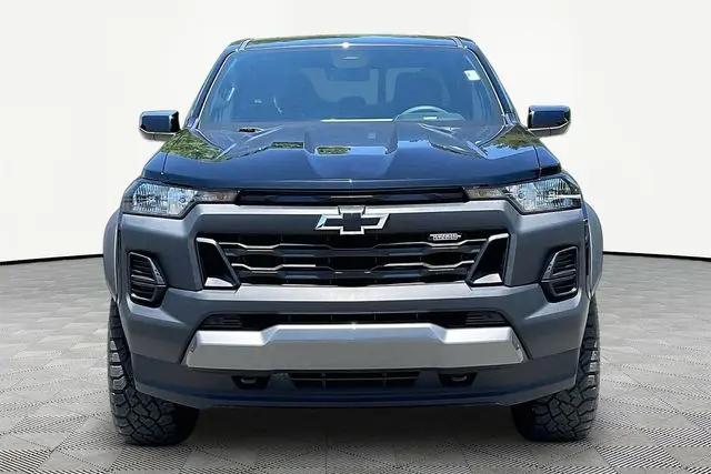 2023 Chevrolet Colorado 4WD Crew Cab Short Box Trail Boss