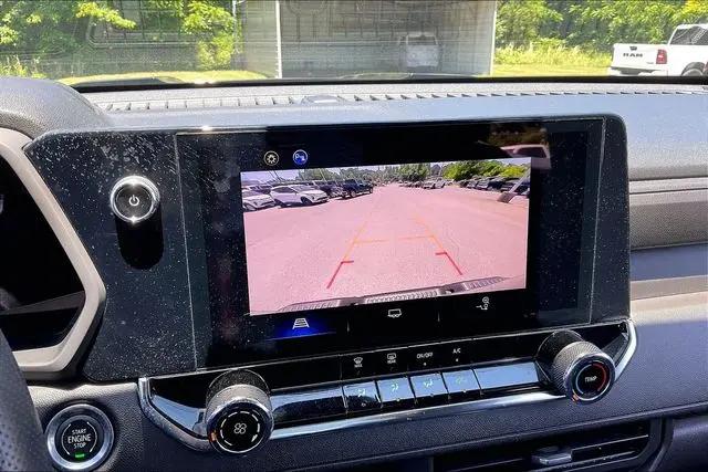 2023 Chevrolet Colorado 4WD Crew Cab Short Box Trail Boss