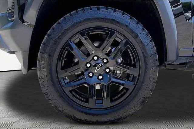 2023 Chevrolet Colorado 4WD Crew Cab Short Box Trail Boss